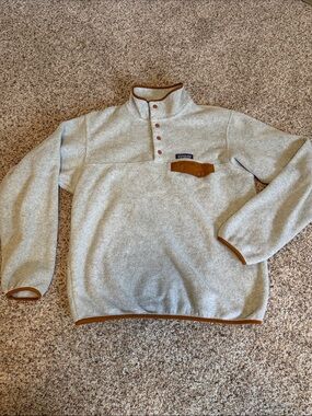 Patagonia Women’s Gray/Burnt Orange Synchilla- M